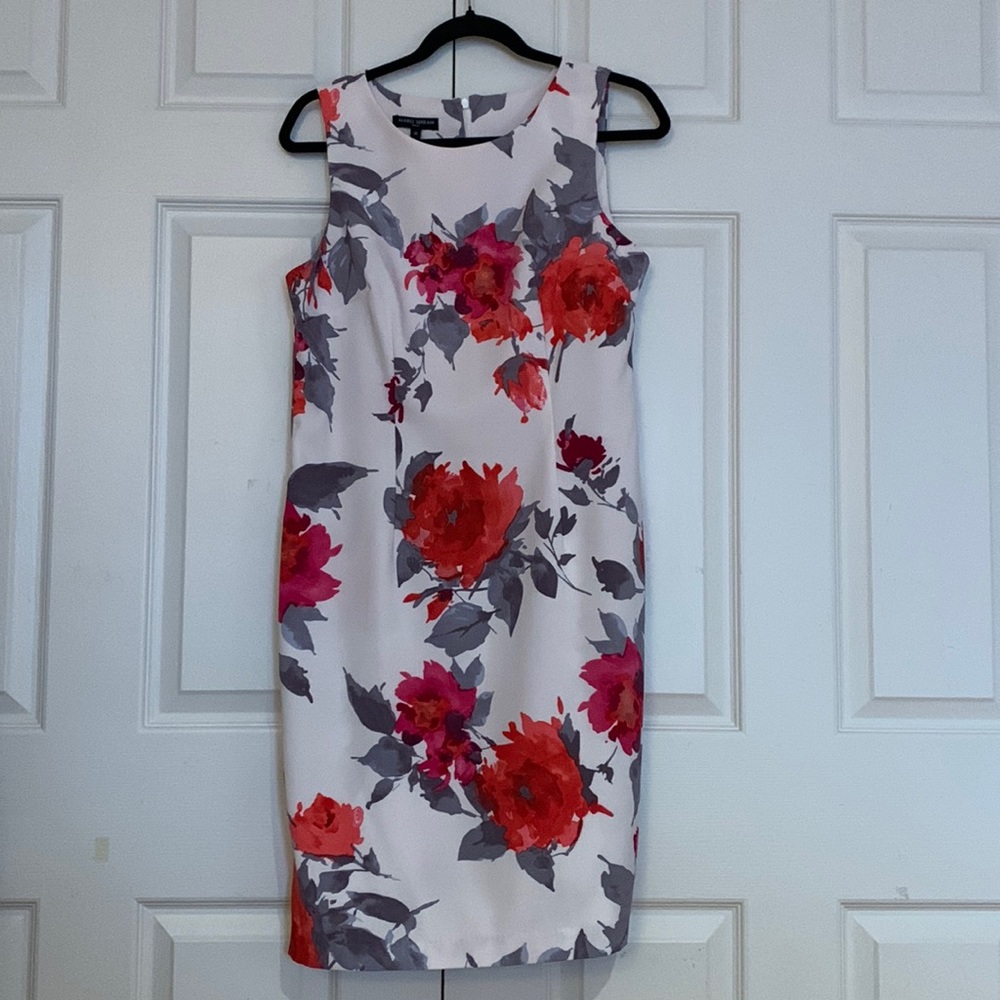 Sleeveless Mario Serrani floral dress size 10